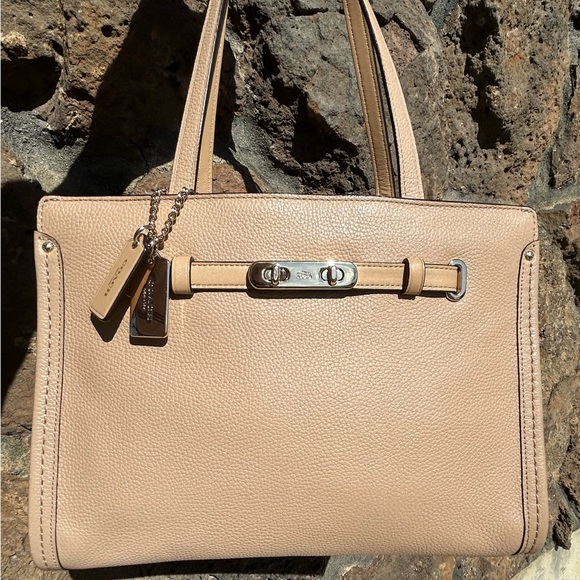 COACH Swagger 30 Polish Pebble Leather Tote Bag - Picture 4 of 7